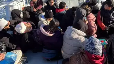 Kurtarılan göçmenlerin fotoğrafı