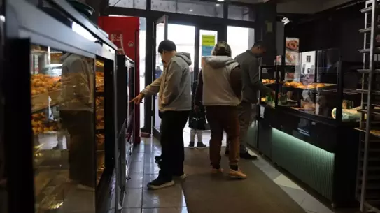 Elazığ’da Ramazan’a Özel Nohut Ekmeği Raflarda Yerini Aldı