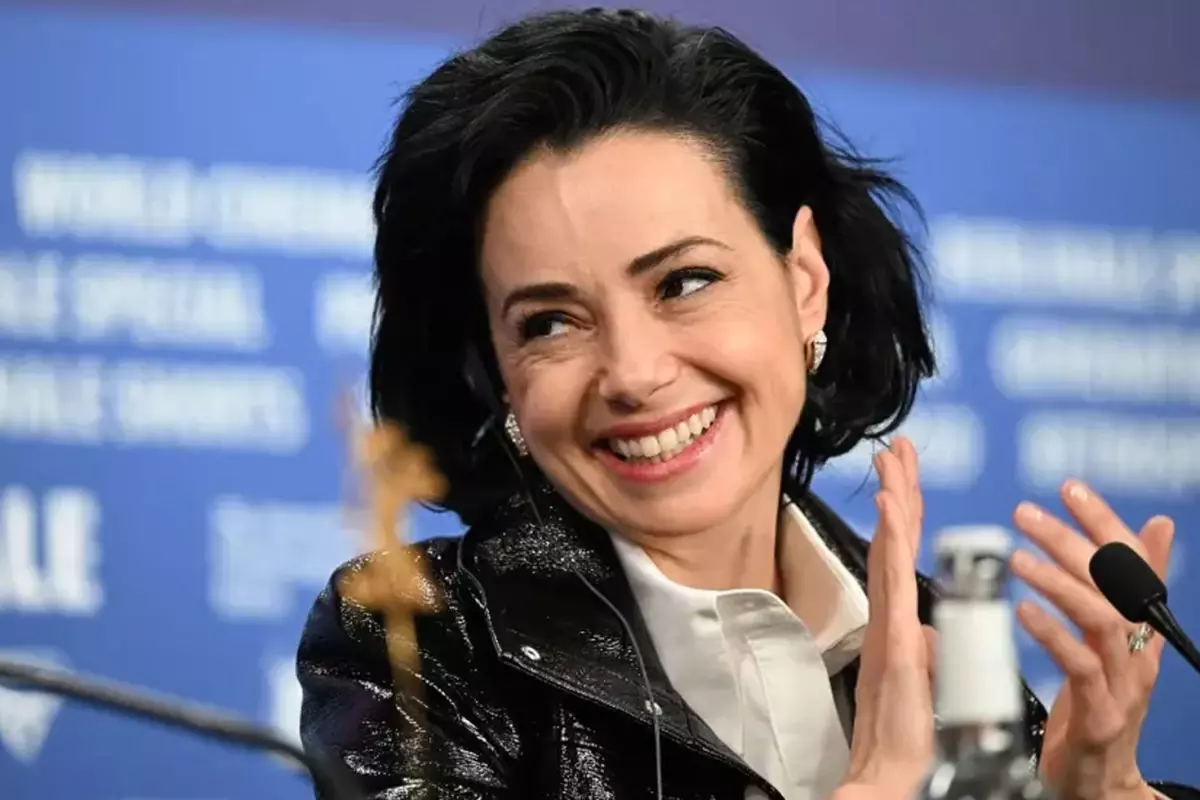 Özgü Namal Berlin Film Festivali'nden dönüşte