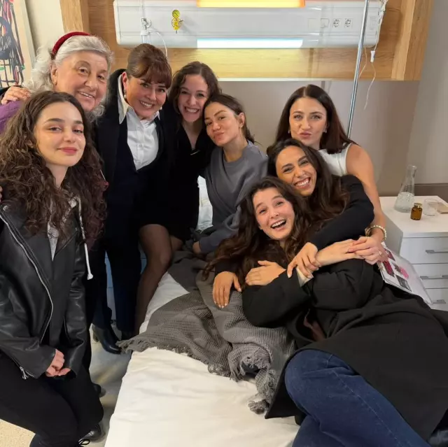 Set arkadaşları bir arada