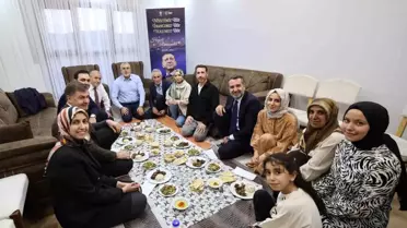 Bakan Işıkhan ve Yıldırım ailesi iftar sofrasında