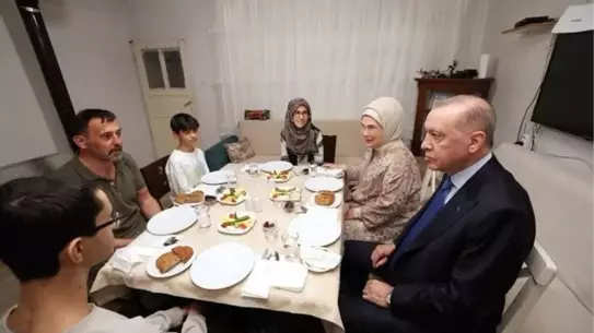 Erdoğan ve Emine, Kayacık Ailesiyle İftar Sofrasında Buluştu