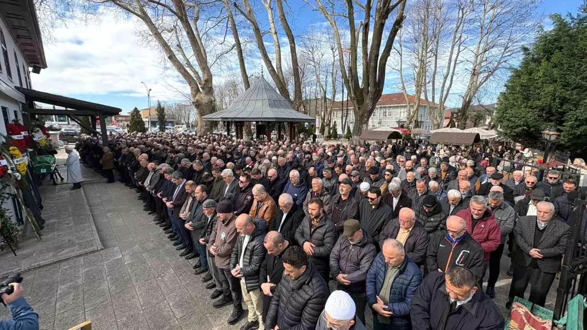 Ersin Havutçü, Sakarya Hendek’te Duygusal Bir Cenaze Töreniyle Toprağa Verildi