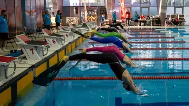 Sakarya’da 2026 Paletli Yüzme Şampiyonası Heyecanla Başladı
