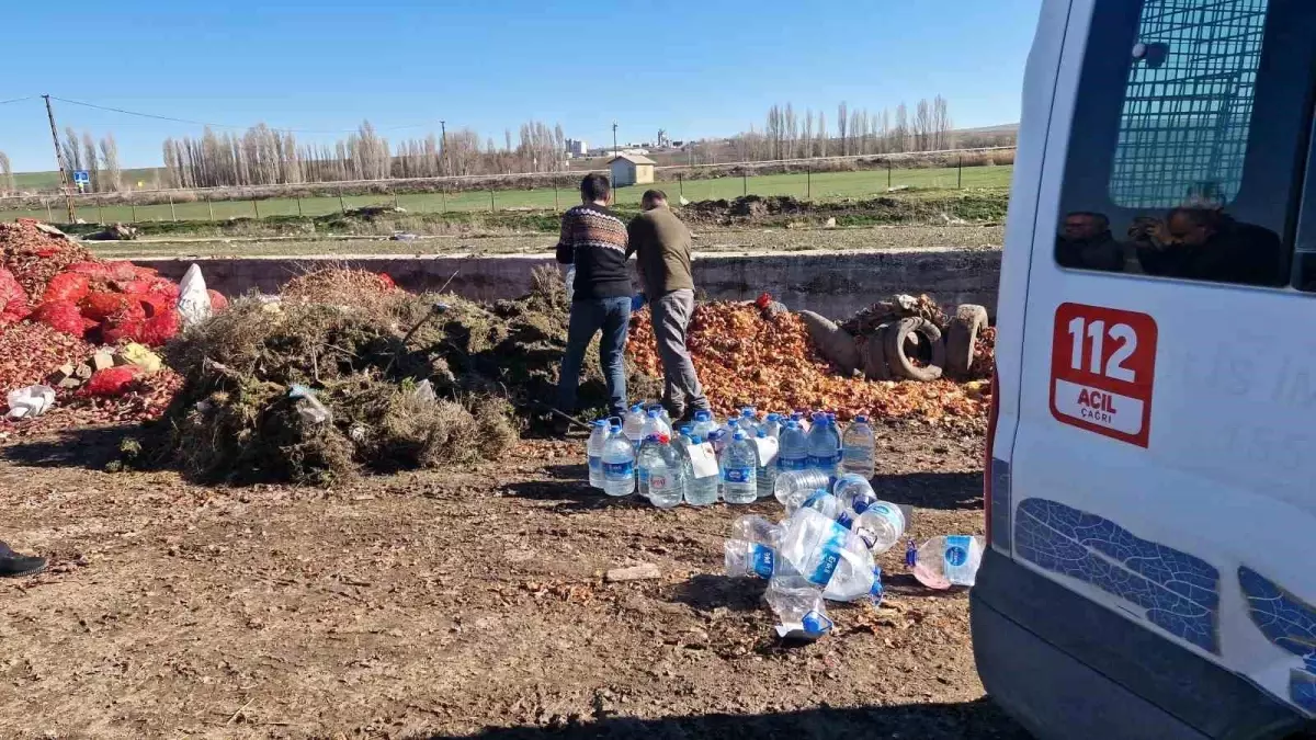 Alaca'da Polis Operasyonu: 180 Litre Kaçak Alkol Yok Edildi