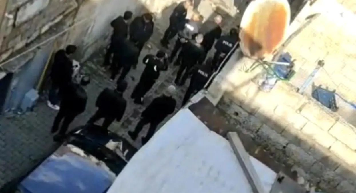 Gaziantep'te Evde Gerçekleşen Şiddet Olayı: Kadın Üvey Kardeşi Tarafından Boğulma Girişimi Sonucu Hayatını Kaybetti