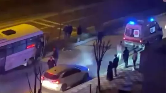 Bolu’da D-100 Karayolunda Halk Otobüsü Kontrolden Çıkarak Ağaca Çarptı