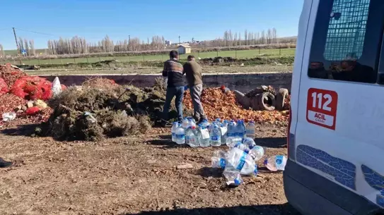 Alaca'da Polis Operasyonu: 180 Litre Kaçak Alkol Yok Edildi