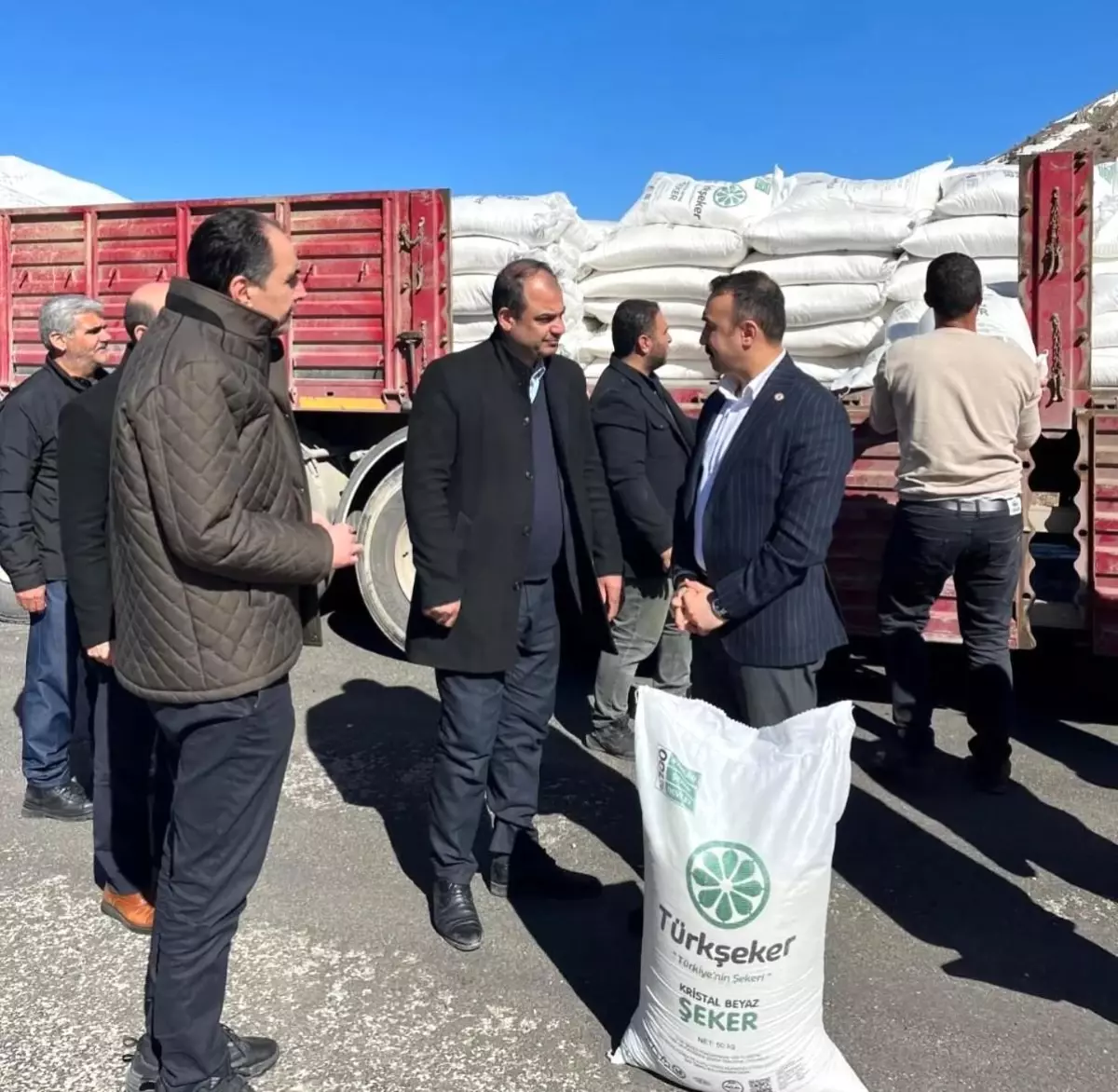 Çelikhan’da Arıcılara Şeker Desteği: 96 Çiftçi Yeşeren Üretime Hazır