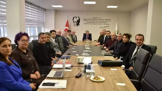 Salihli'de Sözleşmeli Tarım Üzerine Kritik Toplantı Gerçekleşti