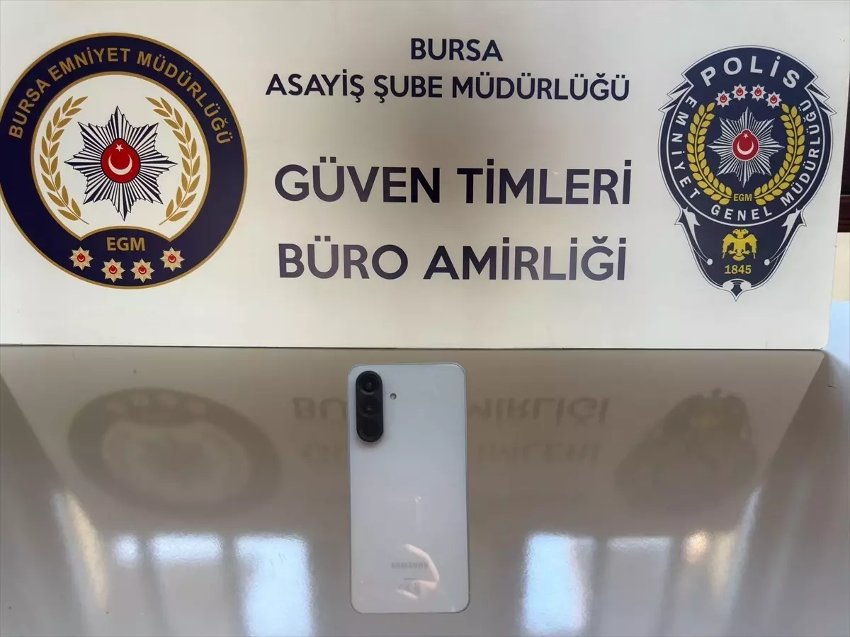 Bursa Osmangazi'de Cep Telefonu Hırsızına Hızlı Tutuklama