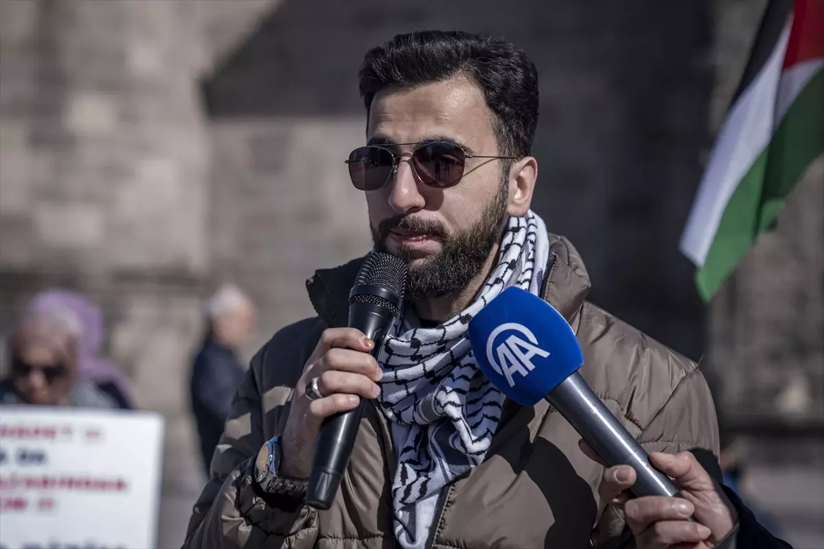 Erzurum’da Sağlık Çalışanları 119. Defa Sessiz Yürüyüşle Gazze’ye Destek Çağrısı