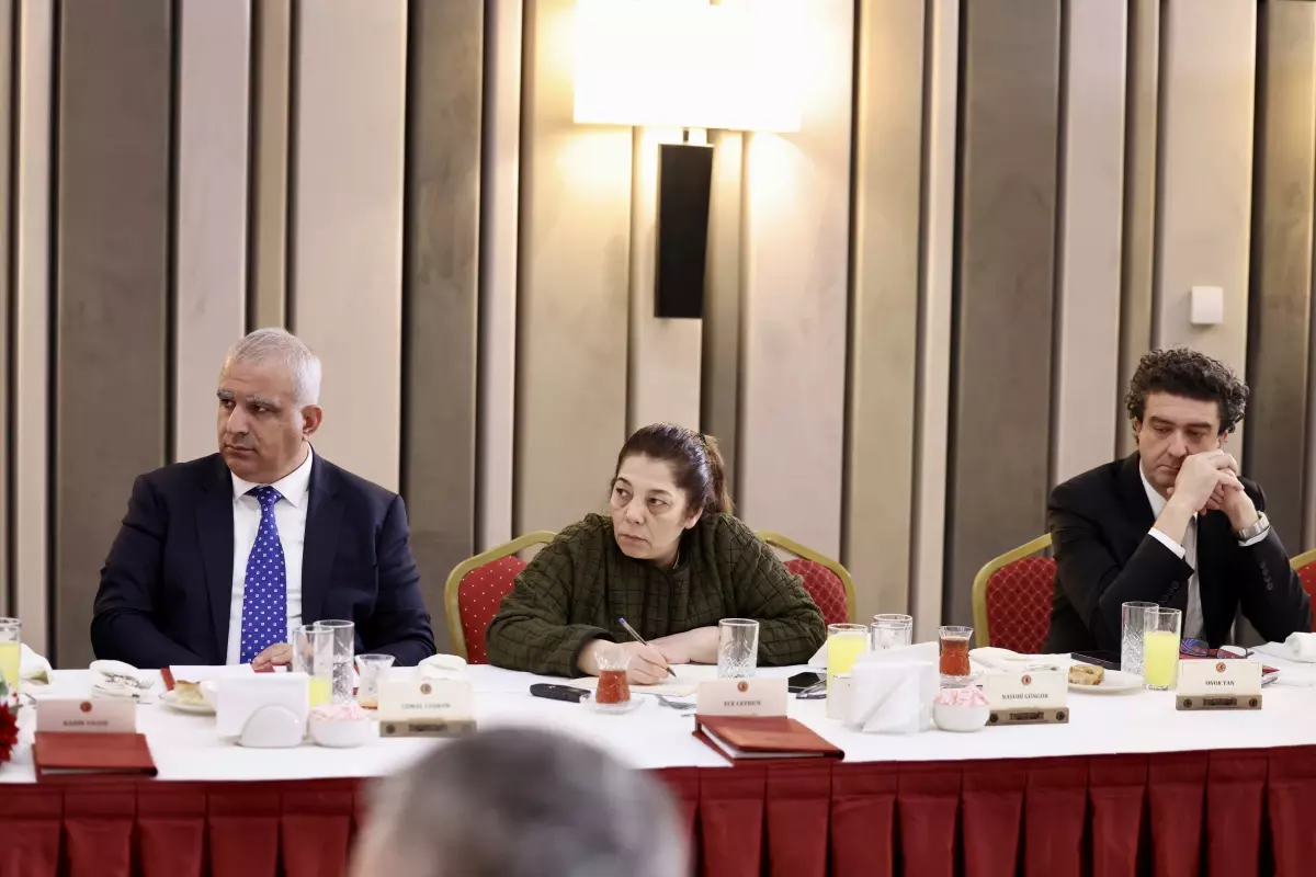 TBMM Başkanı Kurtulmuş'tan Terörsüz Türkiye Vurgusu: Yeni Dönem Açıldı