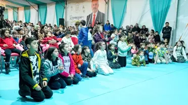 Sokak gösterisinde Cambaz Mithat