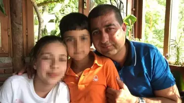 İzmir’de Park Halindeki TIR’ın Altında Saman Balyası Çökmesiyle 1 Kişi Hayatını Kaybetti