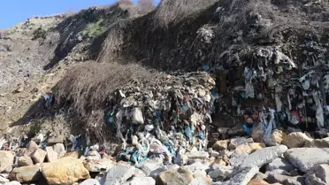 Zonguldak'ta Çevre Gönüllüleri Dalga Yoluyla Çöp Taşımaya Karşı Uyarı Yayınıyor