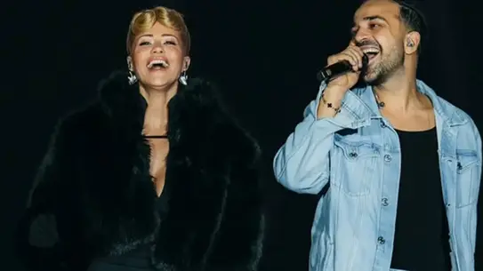 Derya Uluğ, 40. Yaşını Sevgilisi Asil Gök'ün Romantik Mesajıyla Kutladı