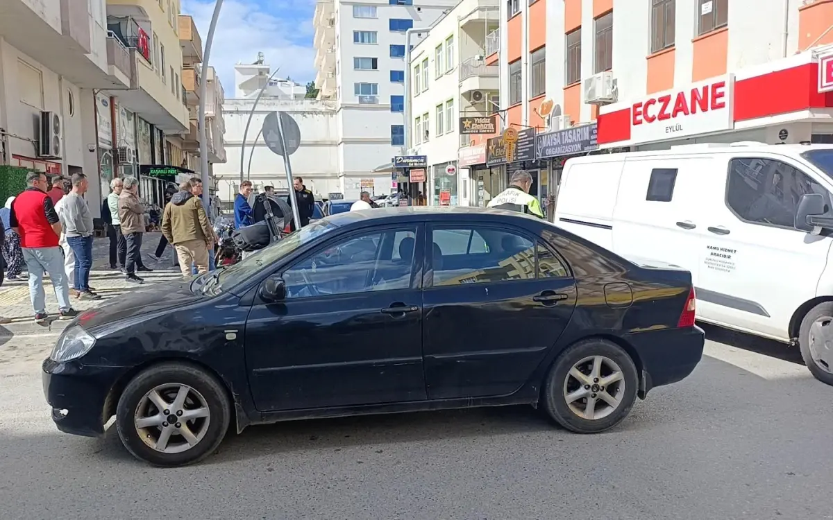 Manavgat'ta Motosikletli Sürücüye Çarpan Otomobil Kazası Detayları