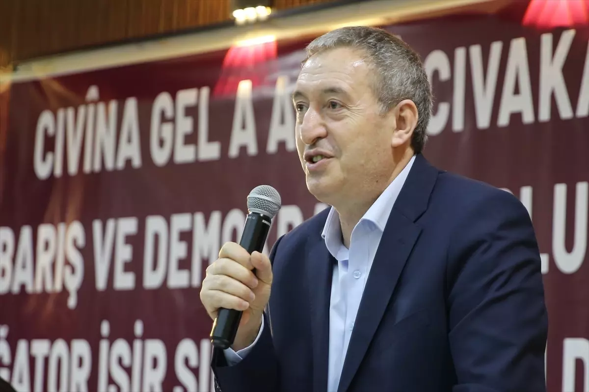 Bakırhan, Siirt’te Barış Buluşmasıyla Demokrasiye Destek Verdi