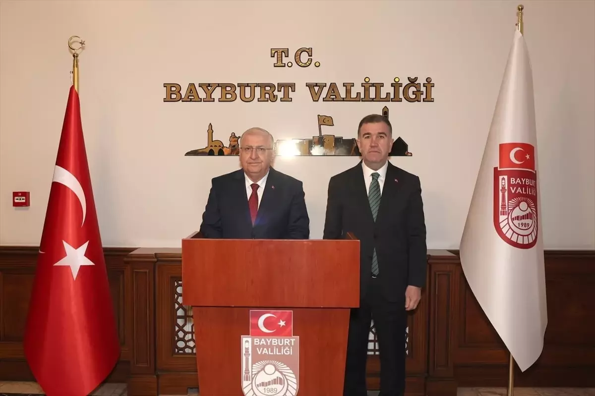 Milli Savunma Bakanı Yaşar Güler, Bayburt’un Kurtuluş Yıldönümü Törenlerine Katıldı