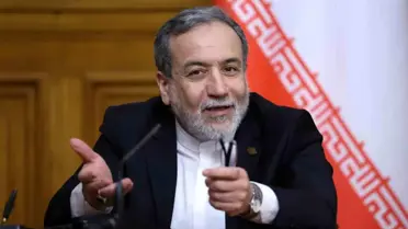 İran’da protesto gösterileri sırasında kalabalık