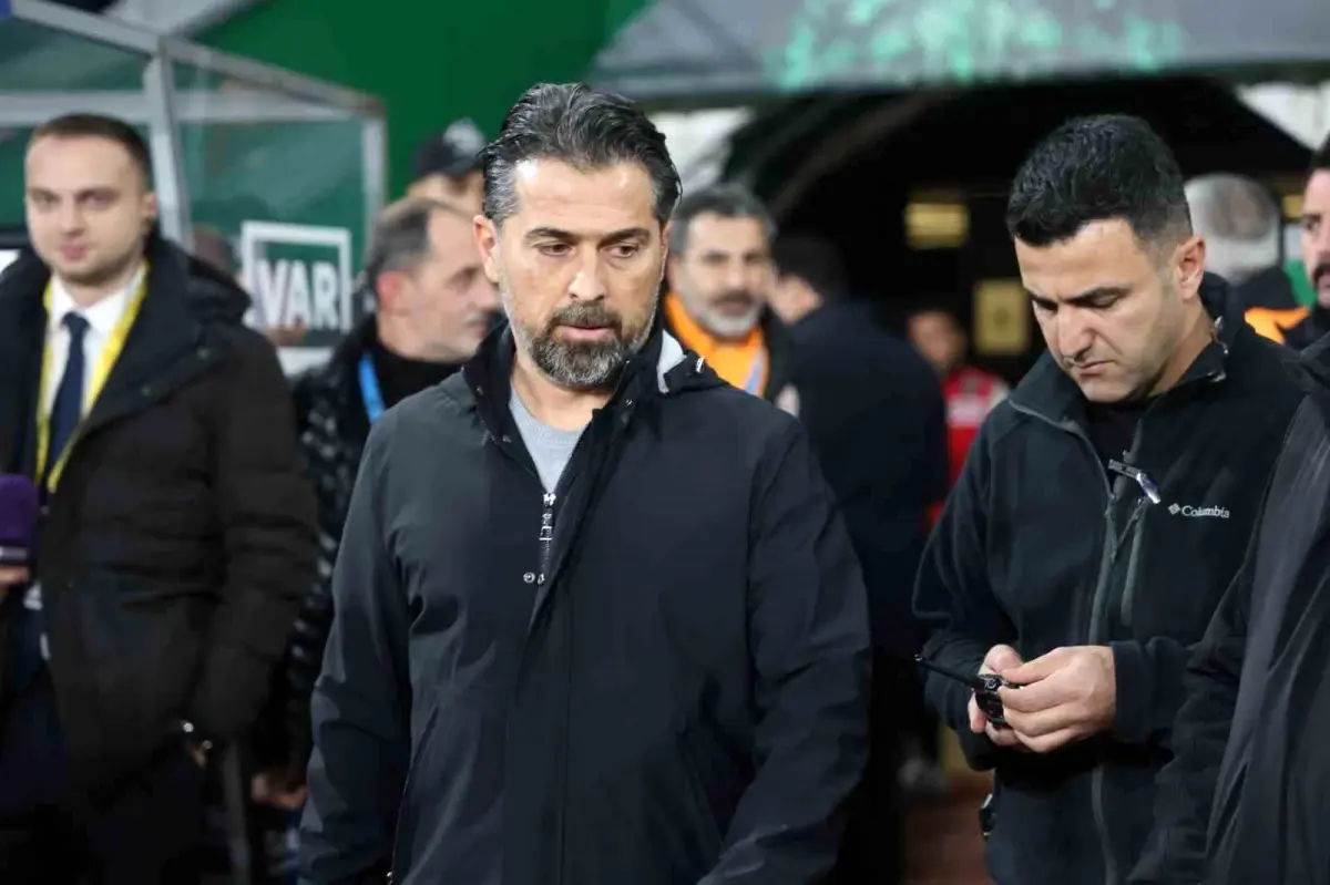 Konyaspor ve Galatasaray Maçında İlk 20 Dakikada Gol Yok