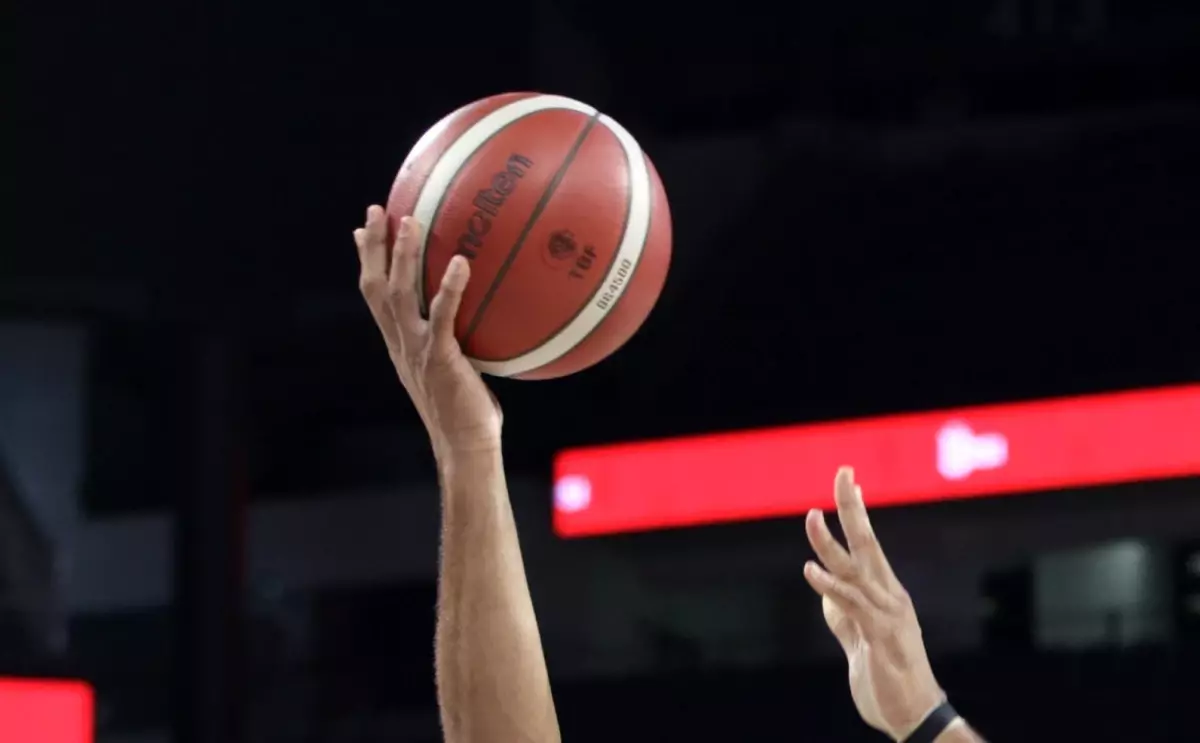 Fenerbahçe ve Beşiktaş Türkiye Kupası Finalinde Karşı Karşıya: Sinan Erdem'de Büyük Çekişme