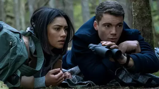 The Night Agent Galasında Beşiktaş Renkleri Sahne Aldı