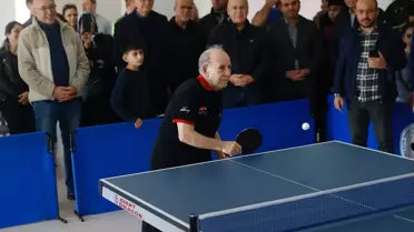 Mersin'de 88 Yaşındaki Ahmet Özer'e Masa Tenisi Eğitim Alanı Açıldı