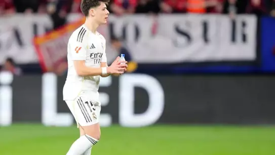 Real Madrid, Osasuna'yı Uzatmalarda 90+1'de Yenerek 2-1 Geride Kaldı