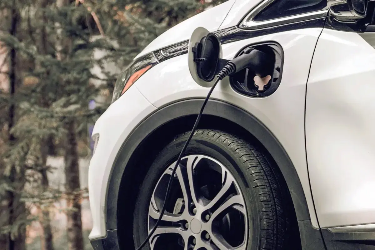 Yeni Şarj Ücretleri ve Kredi Kartı Zorunluluğu: 1 Temmuz 2026’da Elektrikli Araç Sahipleri İçin Değişen Kurallar