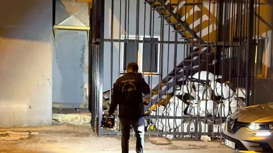 Kayseri Kocasinan’da Ruhsatsız Tabancayla Çalışırken Kendini Yaralayan Şahıs Gözaltına Alındı