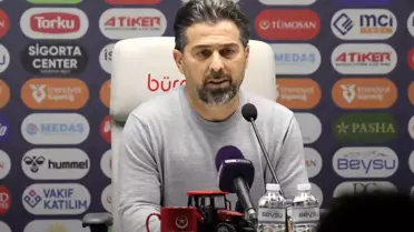 Konyaspor, Galatasaray'ı 2-0 Mağlup Etti: Palut'tan Kritik Puan Vurgusu