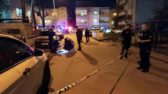 Olay yerindeki polis ekipleri