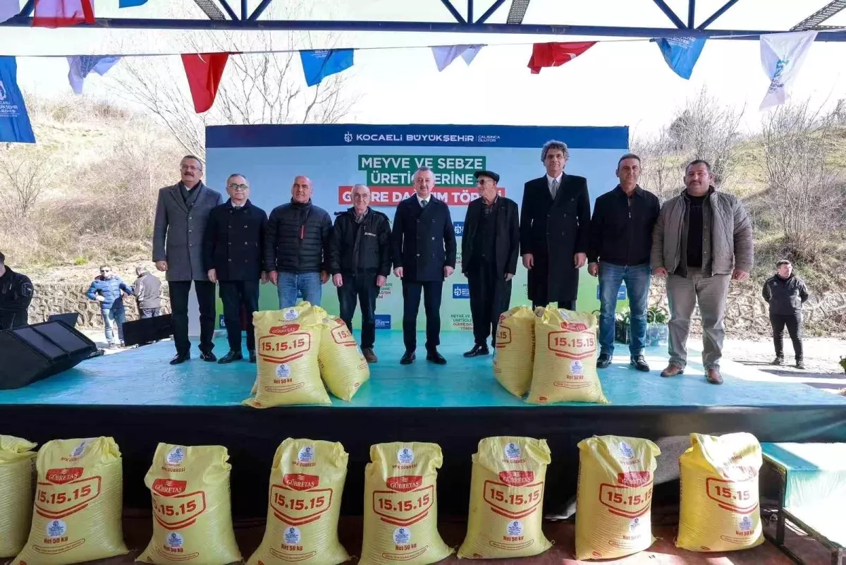Kocaeli’de 5 Bin Çiftçiye 1.850 Ton Zirai Gübre Desteği