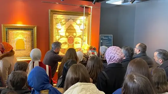 Erzurum’da Koruma Altındaki Çocuklar Kutsal Emanetler Sergisini Keşfetti