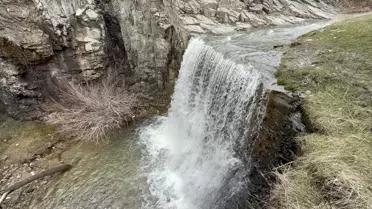 Evci Şelalesi Kar ve Yağmurun Gücüyle Yeniden Şelale Şölenine Döndü