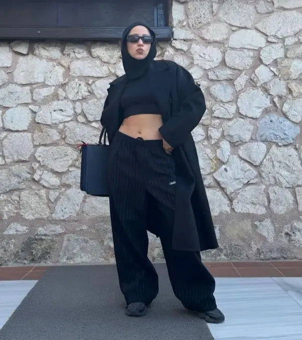 Zeynep Bastık fotoğrafının detayları