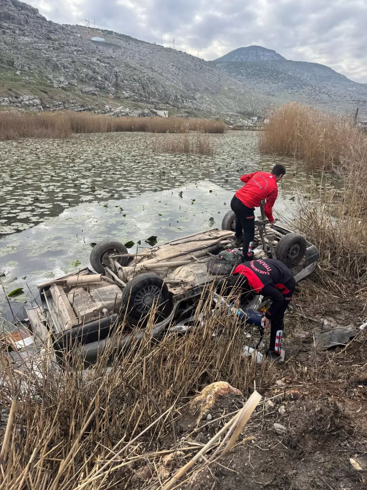 Kahramanmaraş'ta 78 Yaşındaki Sürücü Gölün Derinliklerinde Hayatını Kaybetti