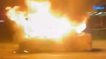 Kartal’da Seyir Halindeki Araç Yangını Hızla Kontrol Altına Alındı