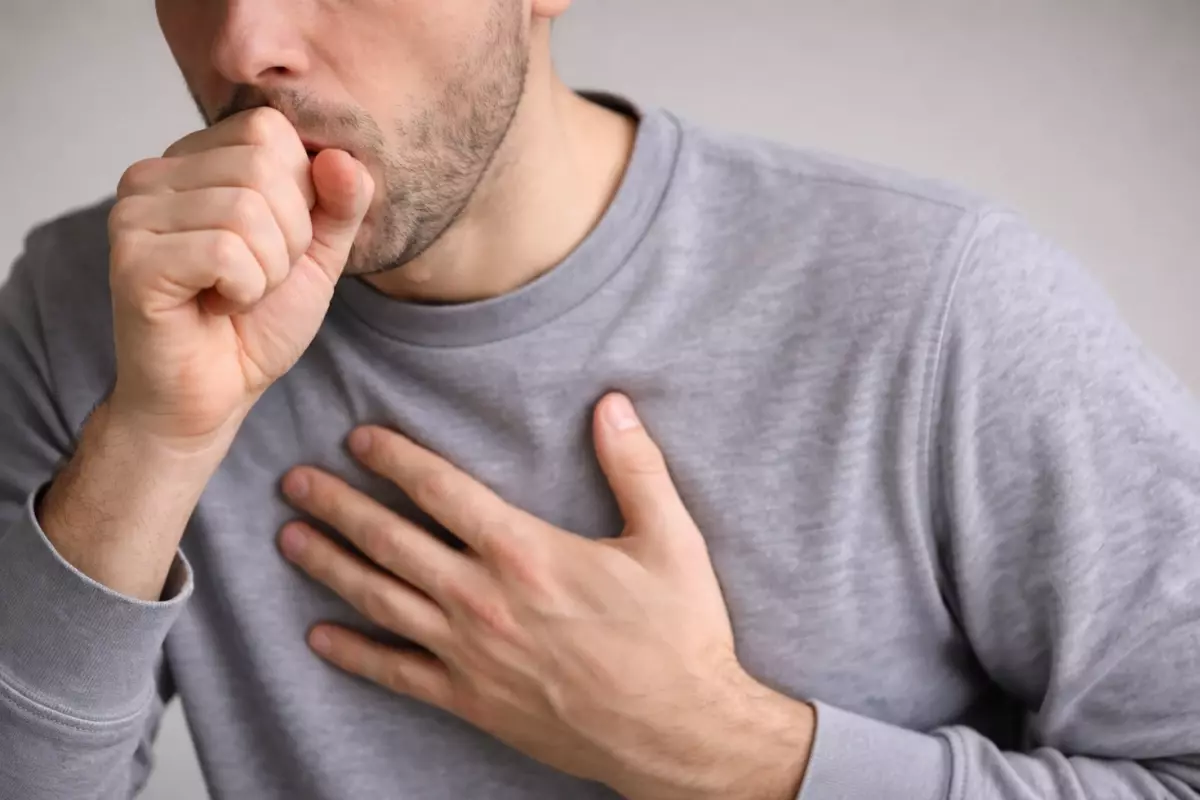 Geçmeyen Öksürükte Nadir MEN2 Hastalığı: 30 Yaşındaki Iğdırlı’nın Hikâyesi