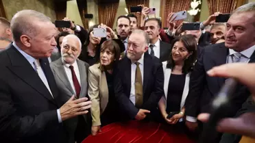 DEM Parti toplantısında yeni yönetim planı sunumu