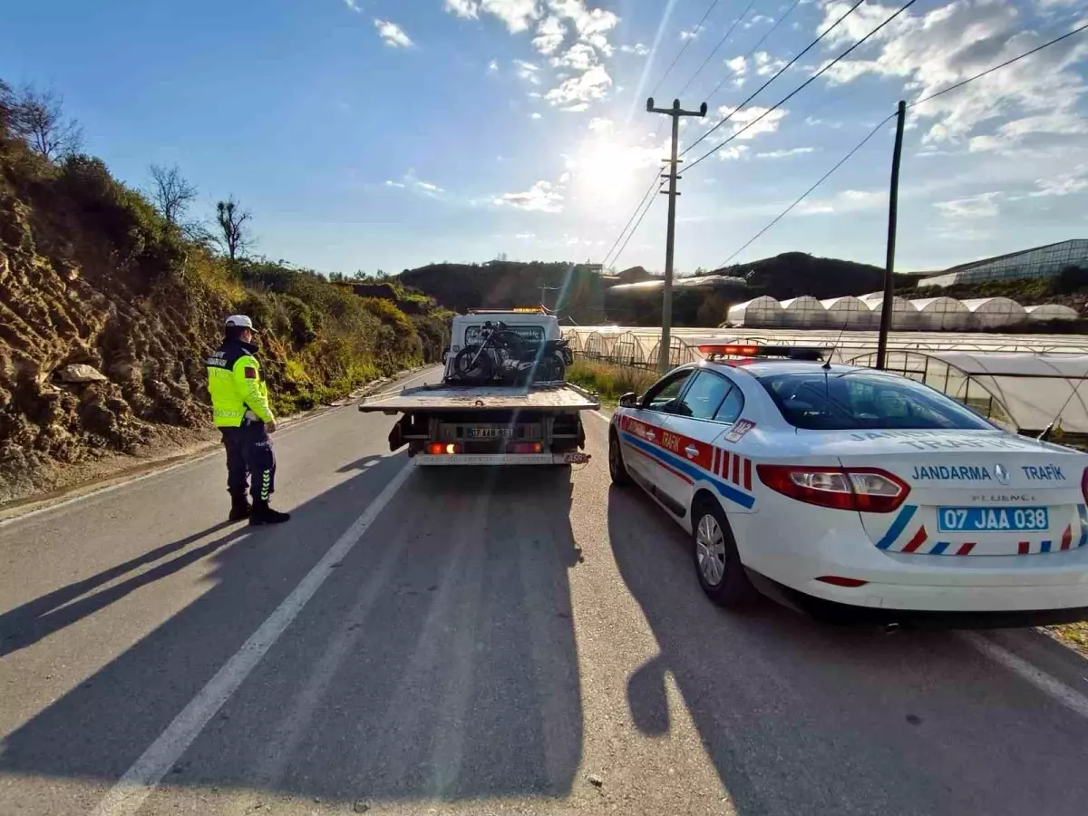 Alanya’da 14‑16 Yaşındaki Motosiklet Sürücülerine 37 Bin TL Ceza