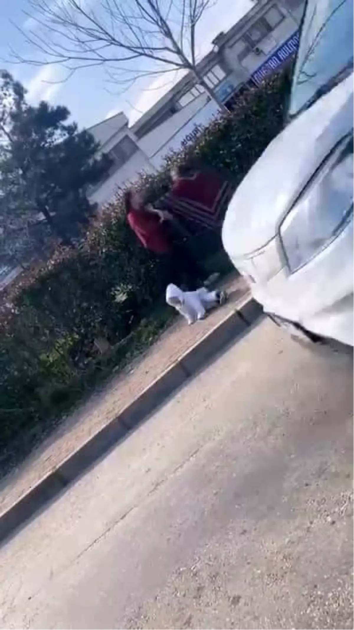 Bursa’da Yer Meselesi Nedeniyle Dilenci Kadınlar Arasında Şiddetli Çatışma