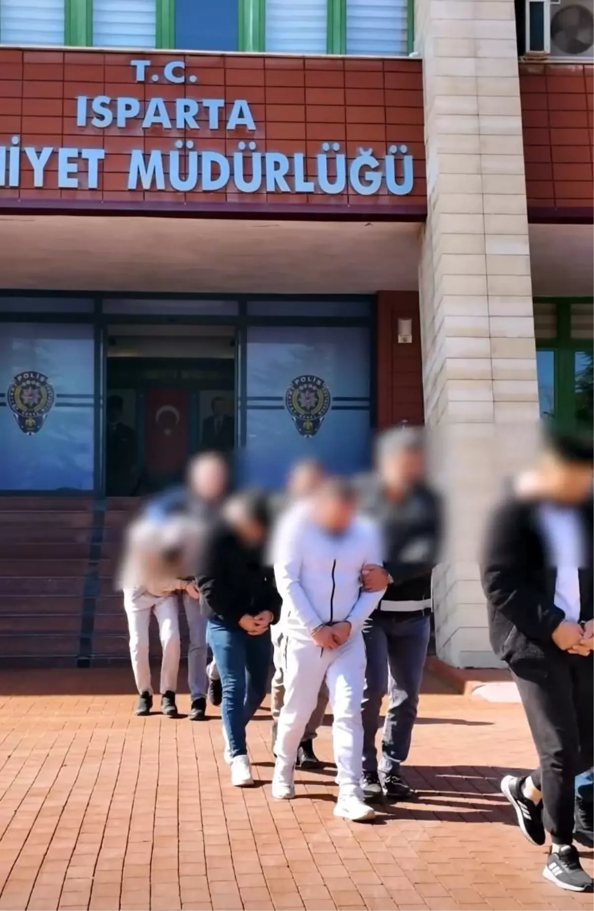 Isparta’da Uyuşturucu Operasyonu: 2 Şüpheli Yakalandı