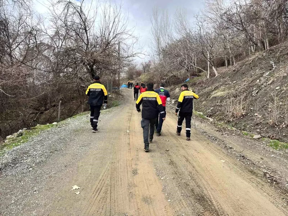 Diyarbakır’da 84 Yaşındaki Zihinsel Engelli Adamın Arama Çalışmaları 17. Günde