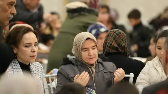 İftar sofraları ve etkinlik görüntüsü