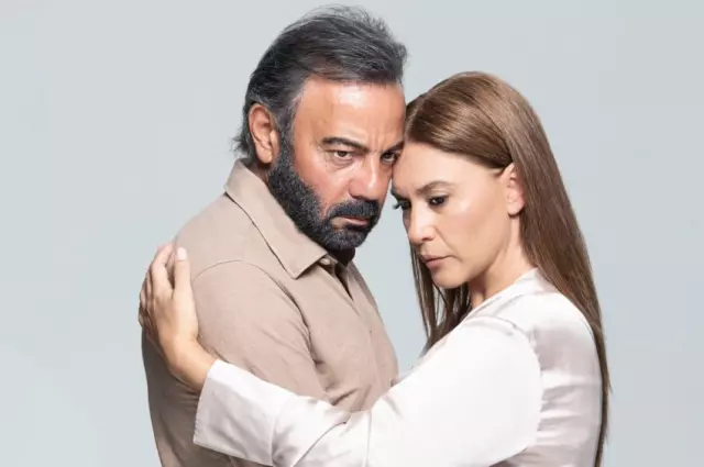 Evrim Alasya ve Kerem Alışık birlikte