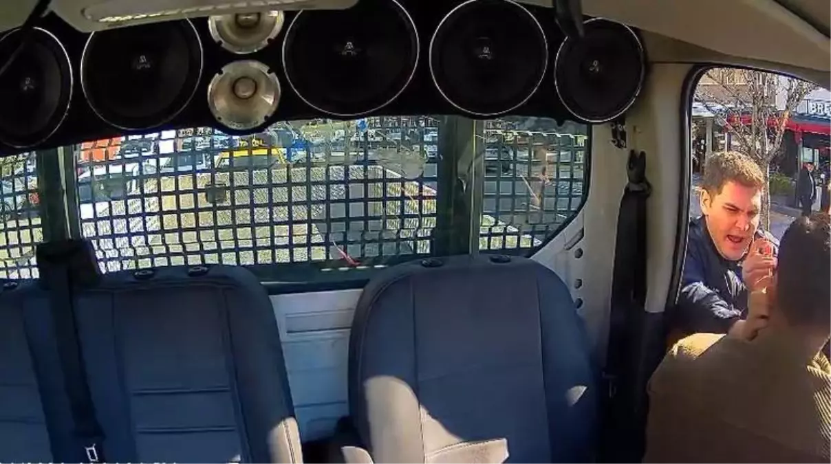 İzmir Narlıdere’de Polis Memurlarına Darp Olayı Sonrası İdari İşlem Başlatıldı