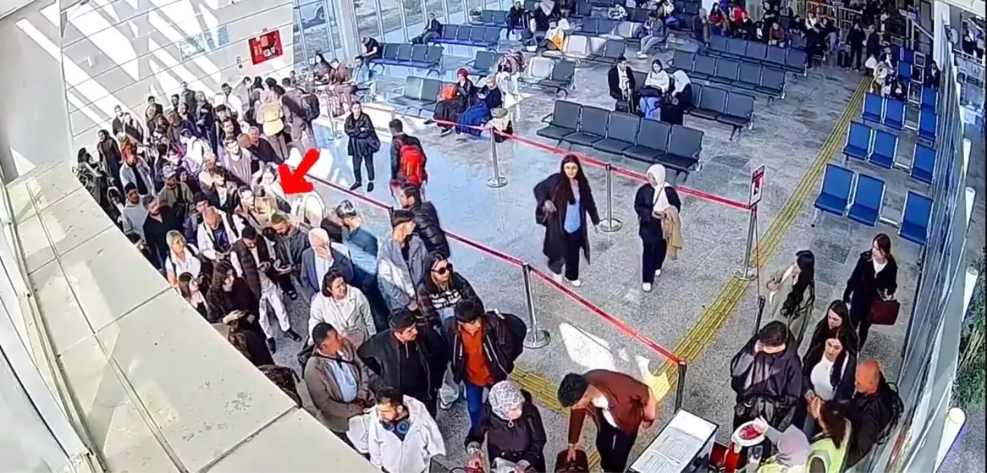 Hakkari'de Uyuşturucu Operasyonu: 5 Kg Metamfetamin ve 4 Kg Eroin Ele Geçirildi